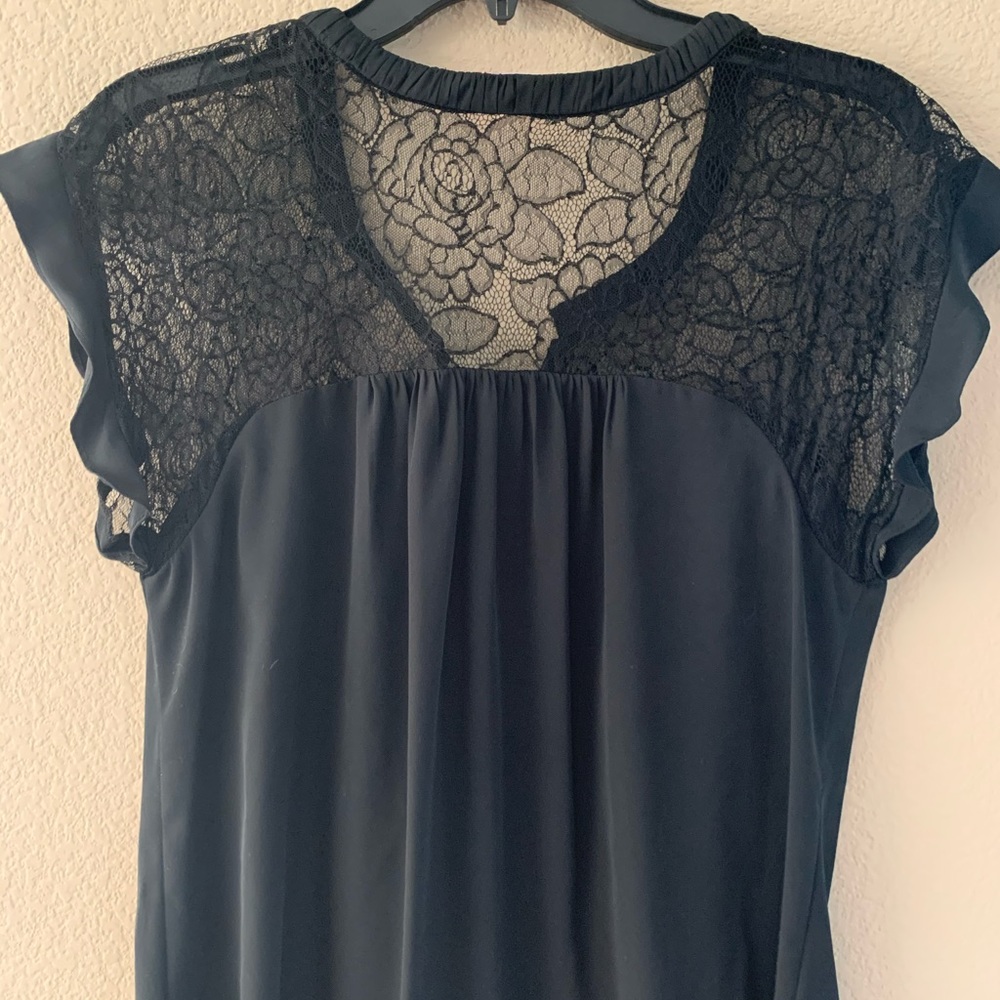 ELLE Black & Lace Blouse EUC